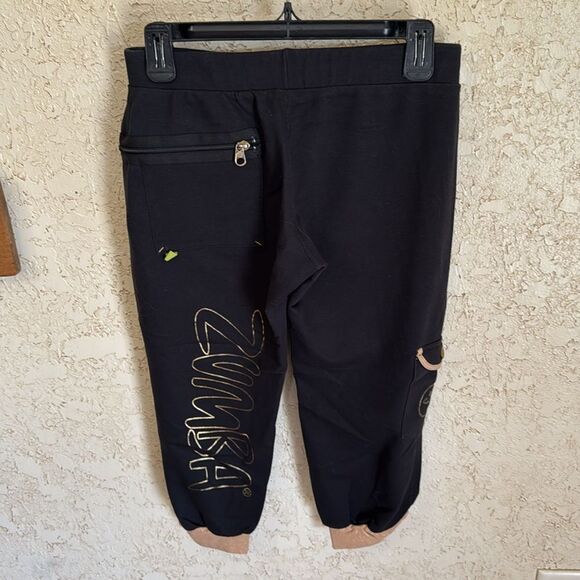 Zumba 2 Piece Set GALACTIC GOLD Comfy Capris Sweat Pants + Top - Picture 9 of 17